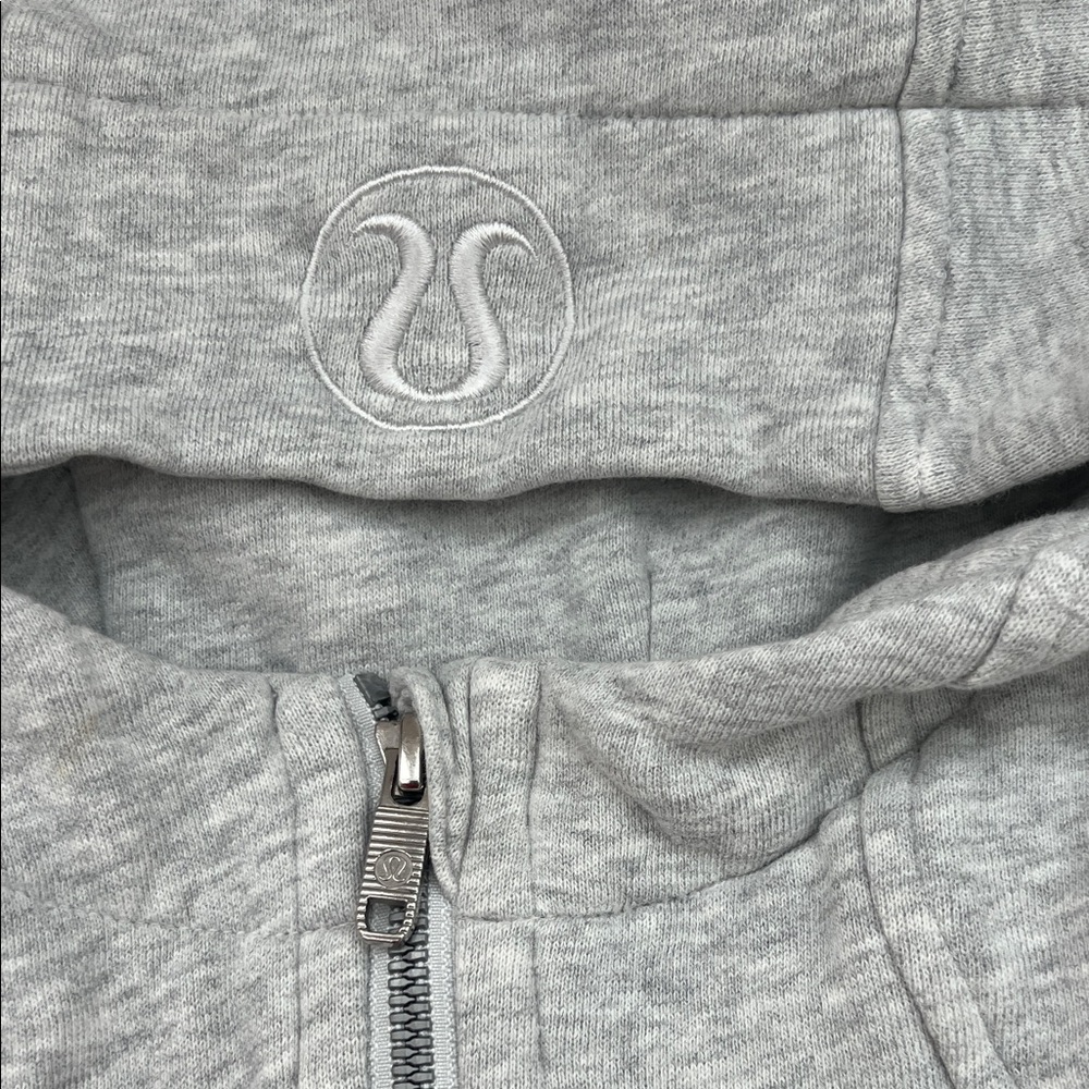 lululemon athletica Light Gray Full-Zip Hooded Jacket - Picture 3 of 7
